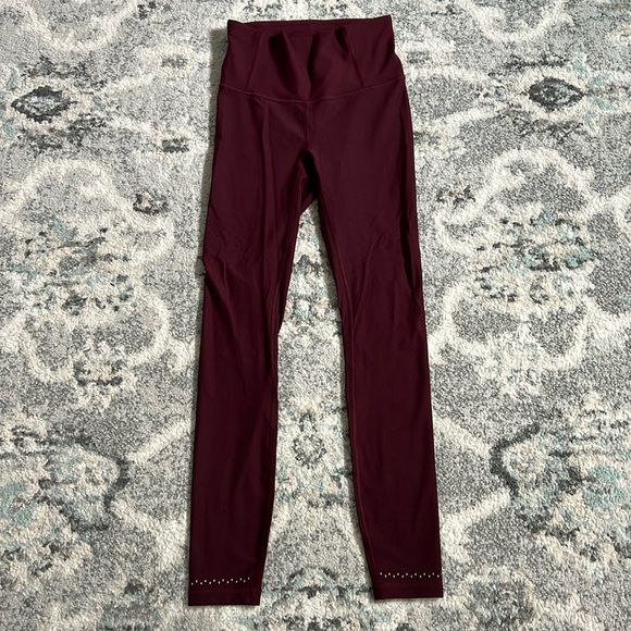 Lululemon Zoned in Leggings 27” - Picture 1 of 10
